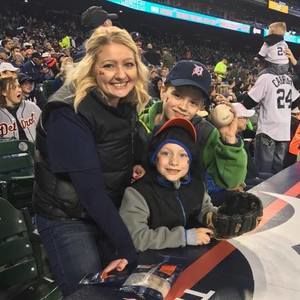 Meet your Posher, Ashley